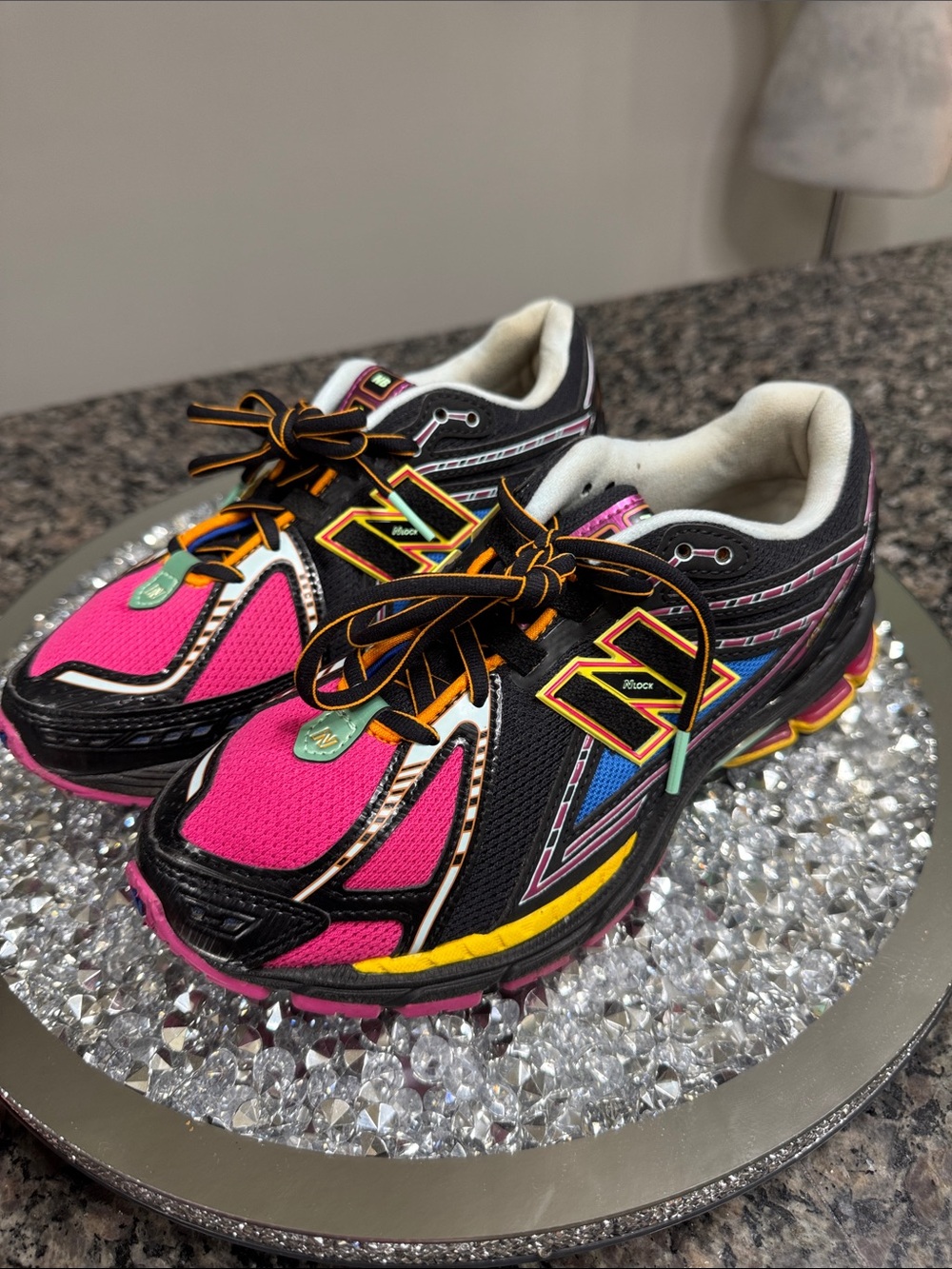New Balance mock 1906R Neon nights Athletic Sneakers M6 W 7.5 EUC - Picture 4 of 16